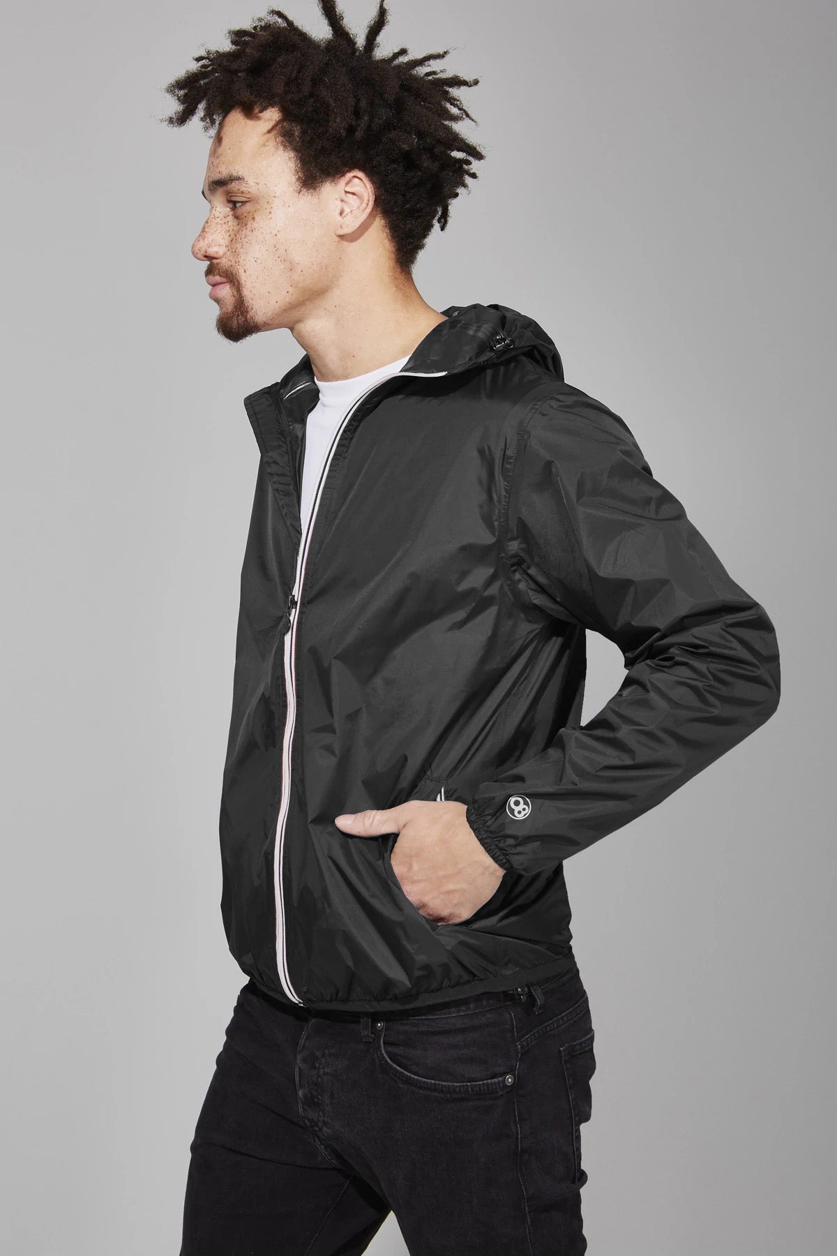 Black full zip packable rain jacket and windbreaker - O8Lifestyle