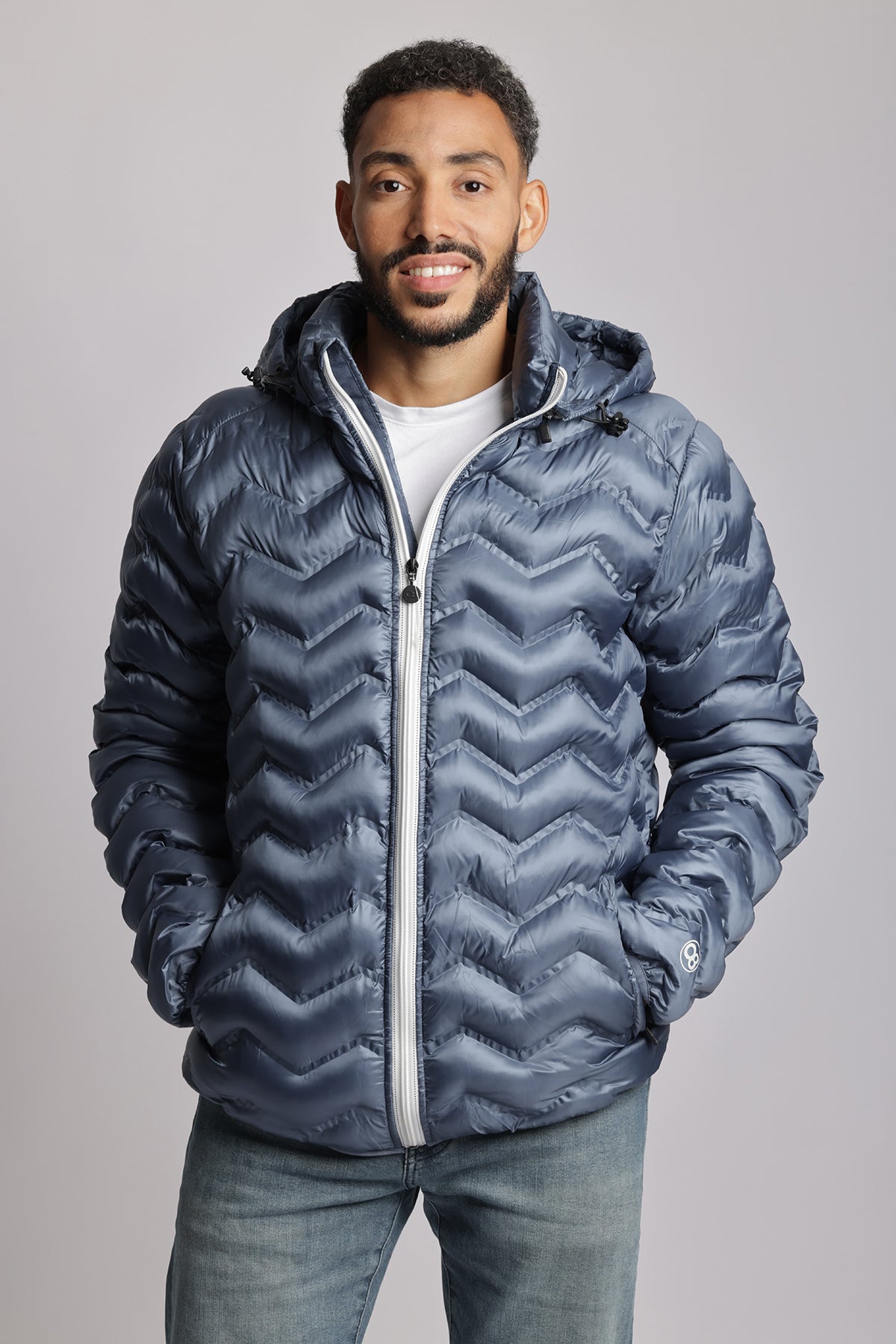 Men's packable puffer jacket in metallic cobalt - O8Lifestyle