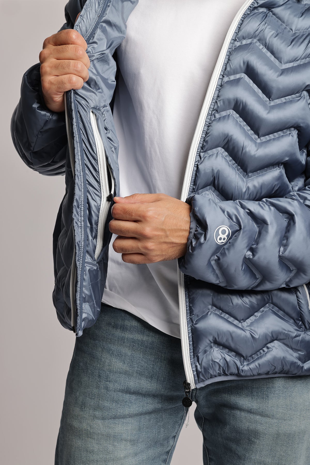 Men's packable puffer jacket in metallic cobalt - O8Lifestyle