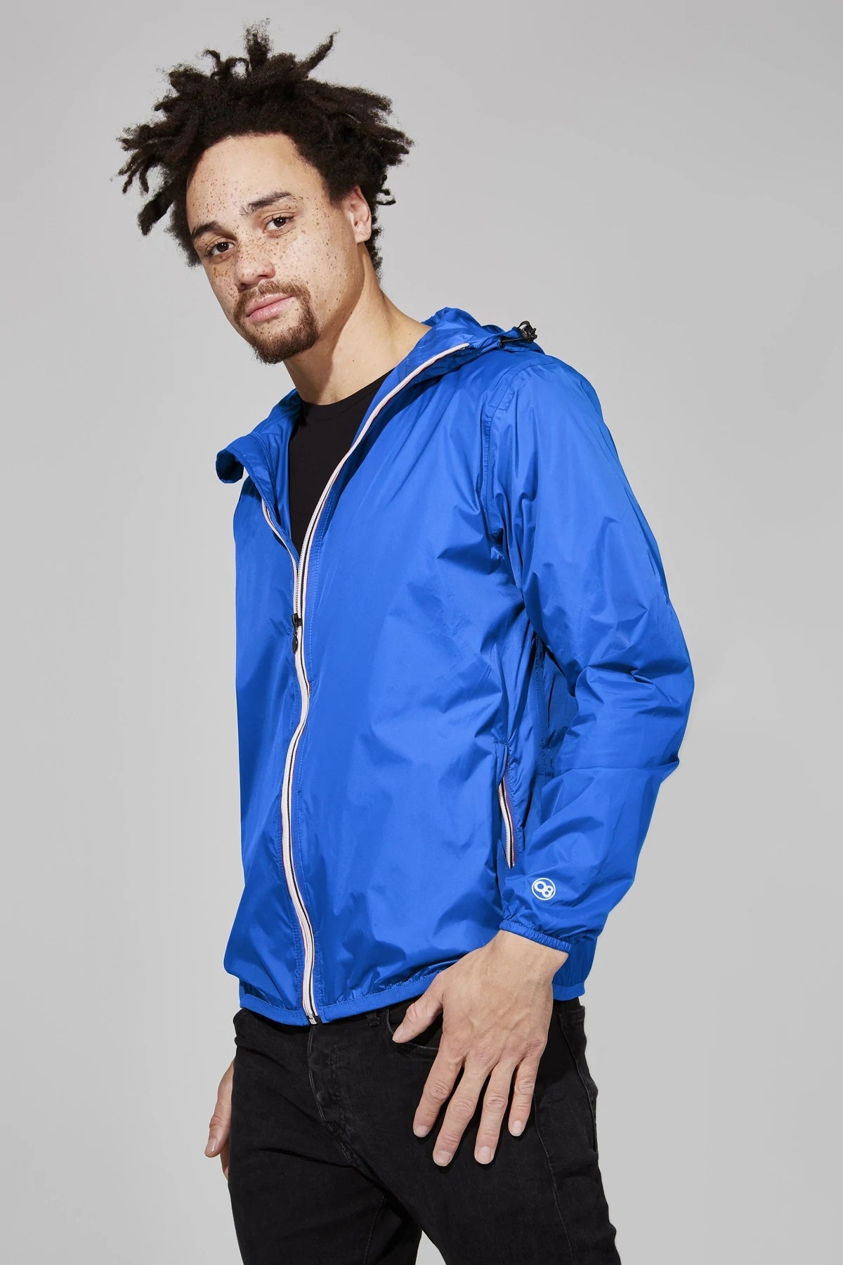 Men's royal blue full zip packable rain jacket and windbreaker - O8Lifestyle