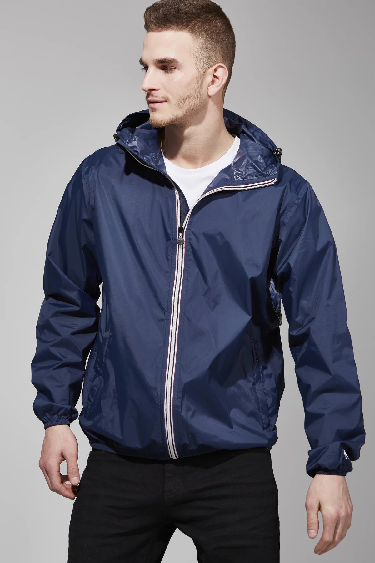 Men's packable rain jacket and windbreaker in navy