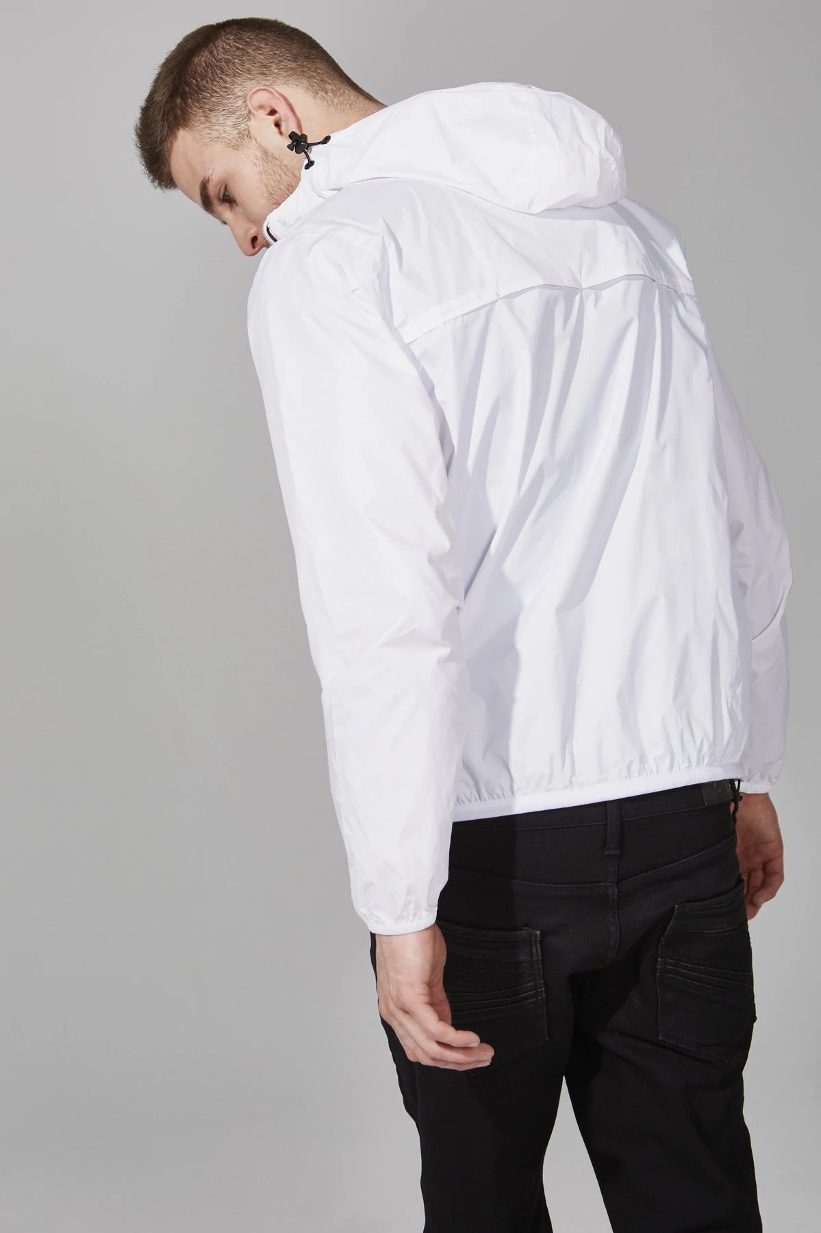 White quarter zip packable Rain jacket and windbreaker - O8Lifestyle