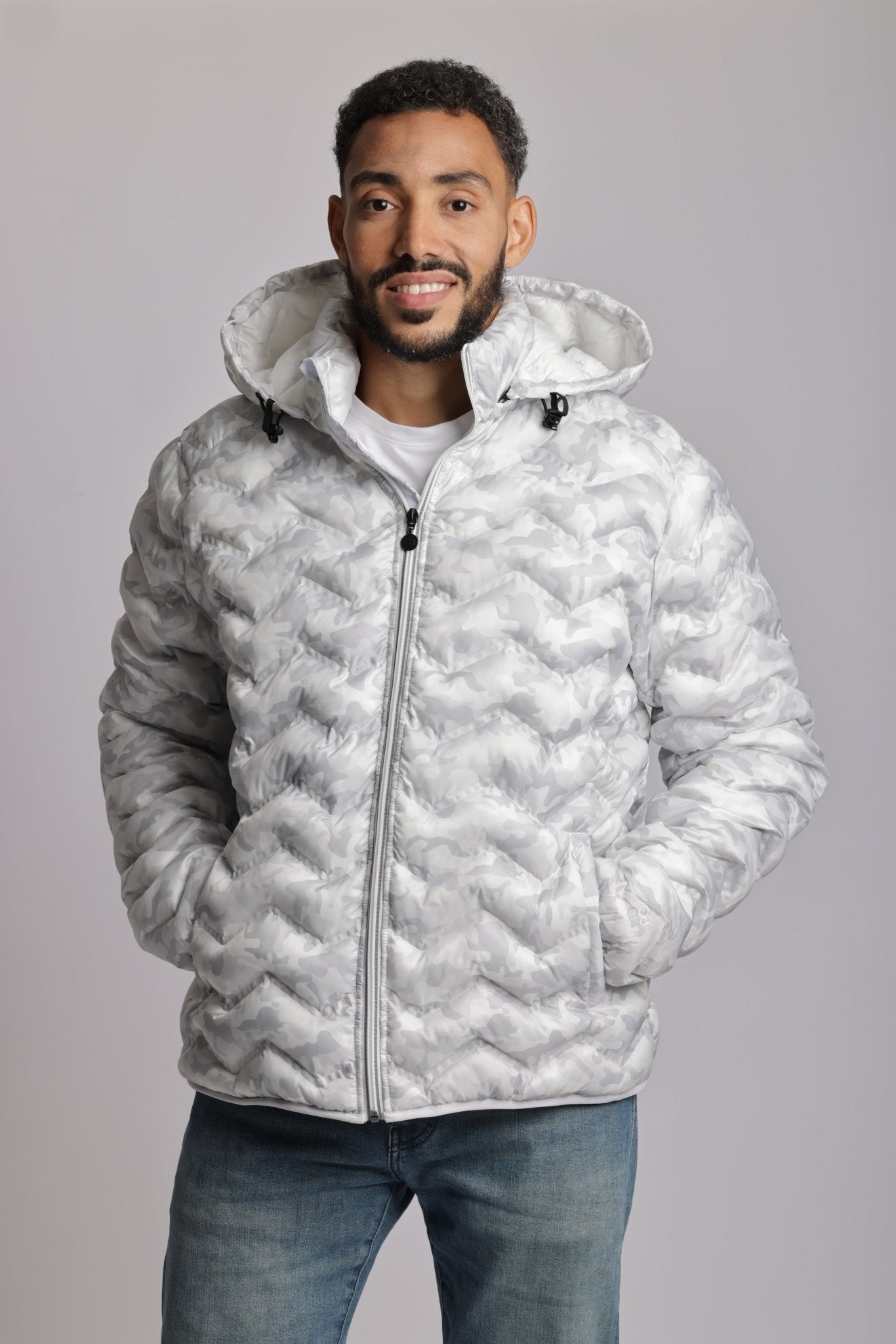 Men's packable puffer jacket in white camo - O8Lifestyle