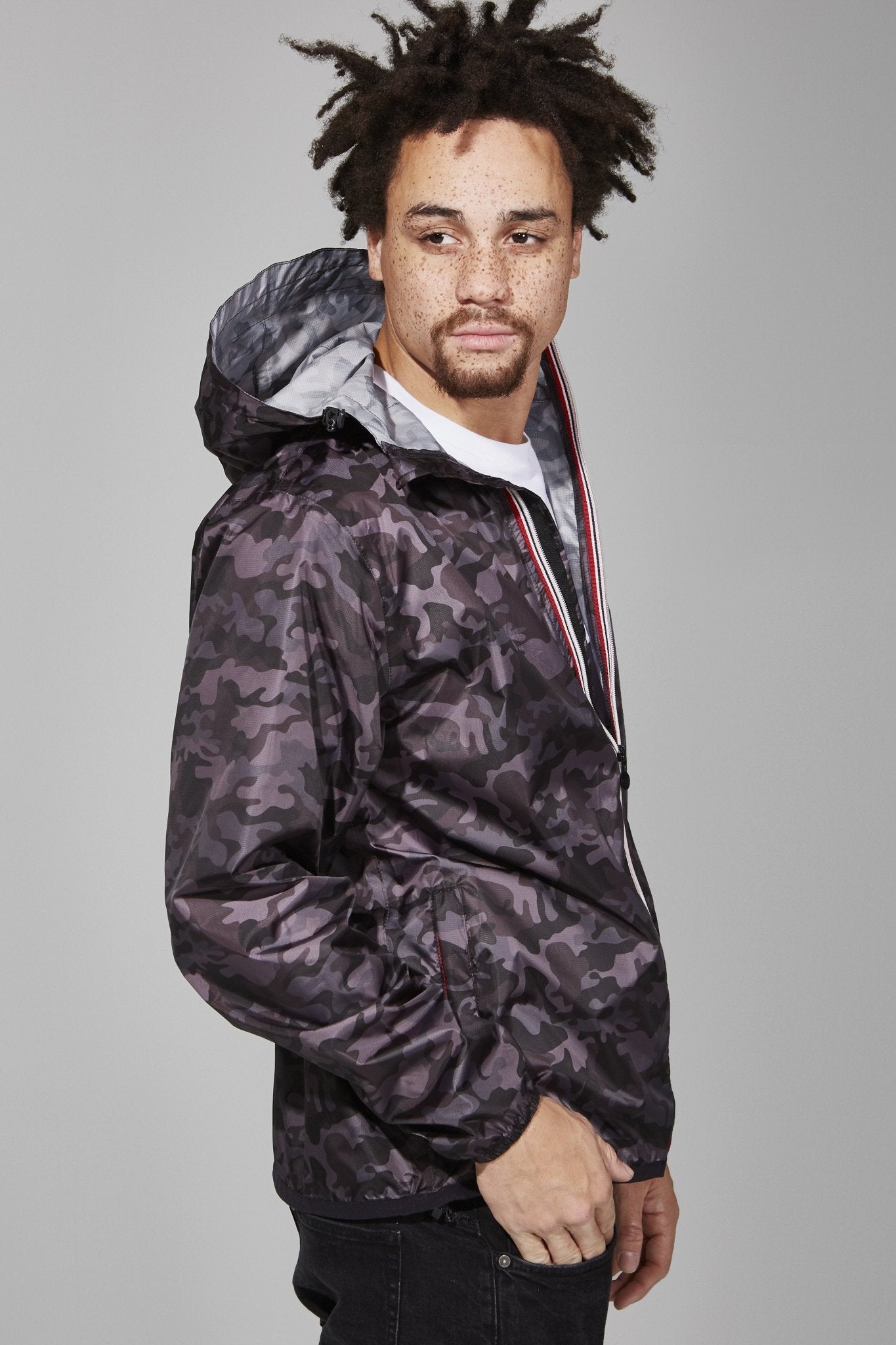 Black camo full zip packable rain jacket and windbreaker - O8Lifestyle
