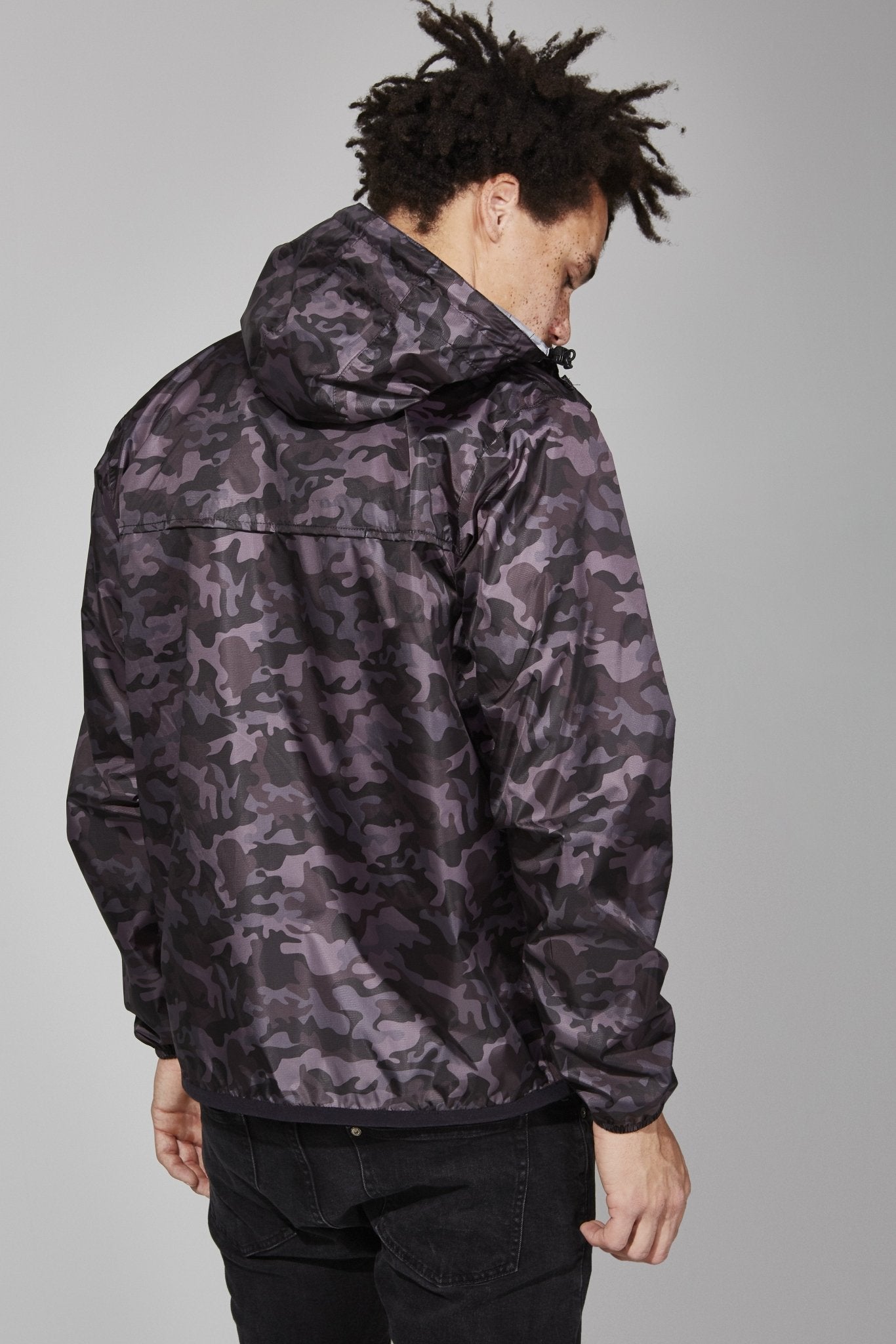 Black camo full zip packable rain jacket and windbreaker - O8Lifestyle