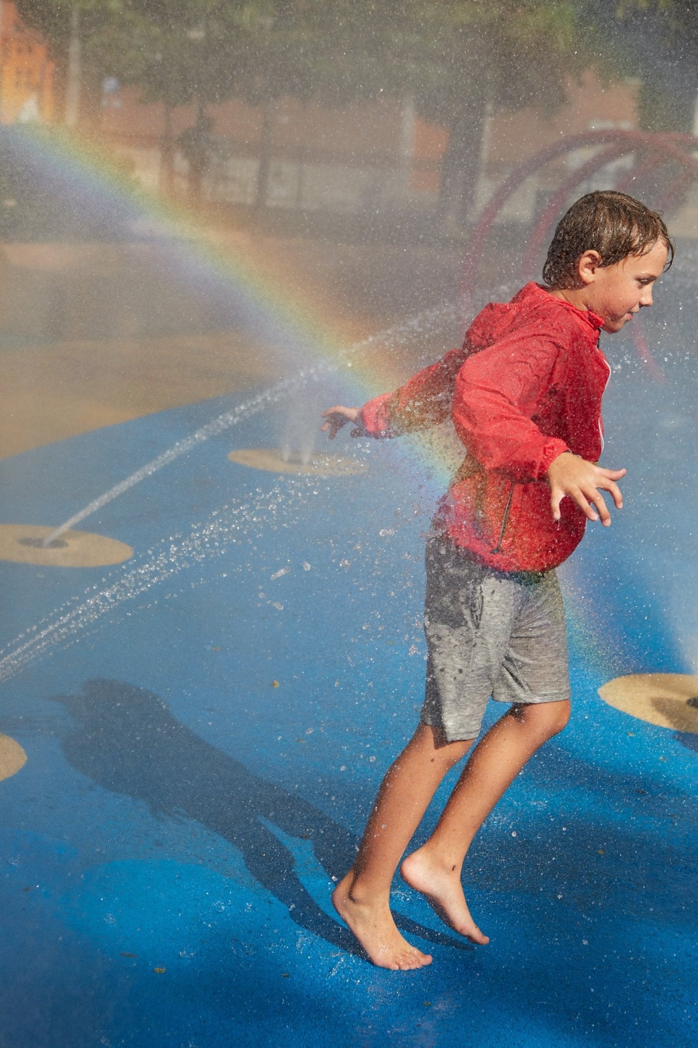 Kids red full zip packable rain jacket and windbreaker - O8Lifestyle